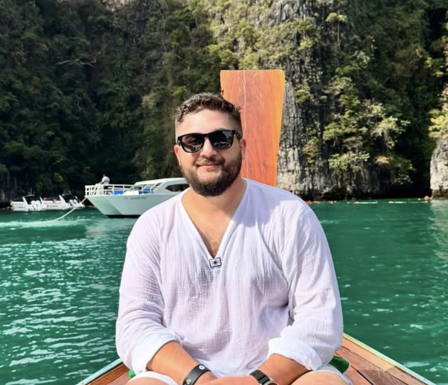 Ernest Behinov